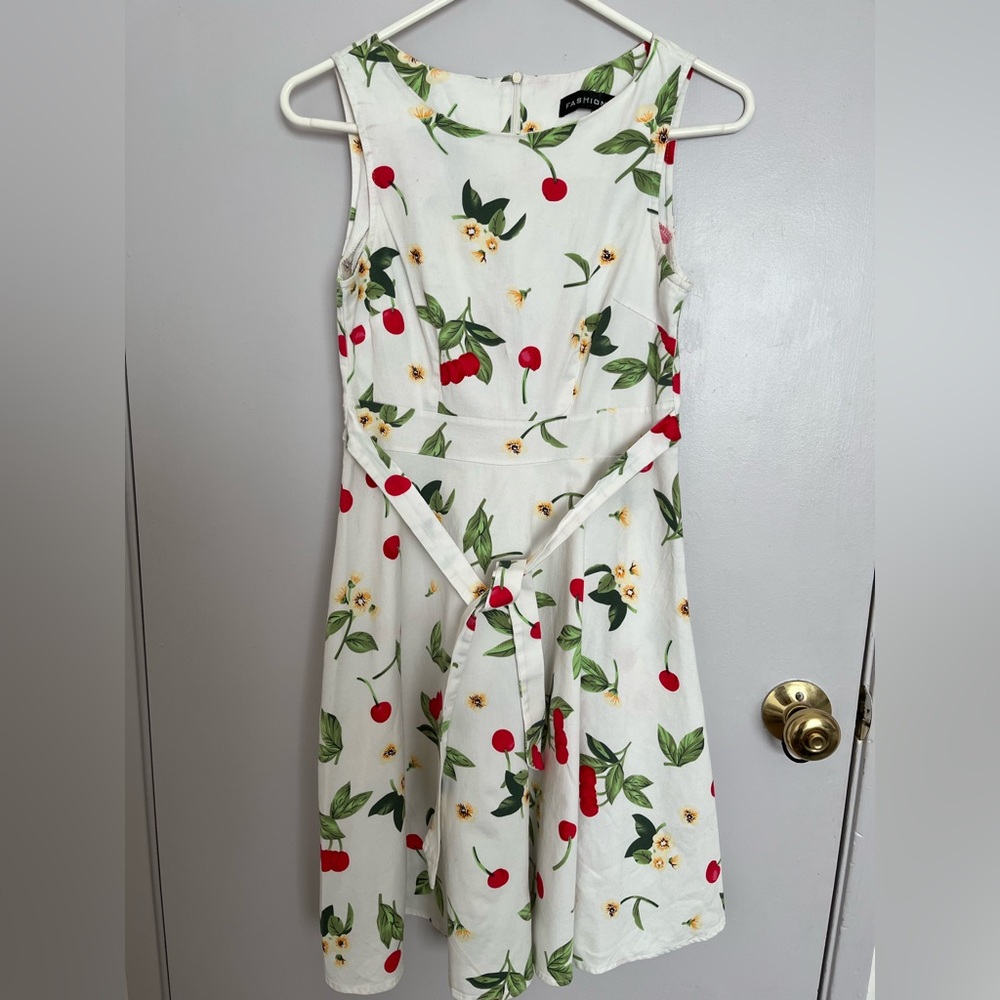 Floral dress size small